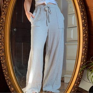 Women’s large striped wide leg pant